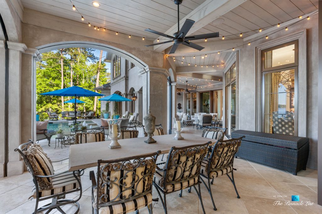 Lake Oconee Waterfront Mansion - 1200 Parrotts Cove Rd, Greensboro, GA, USA