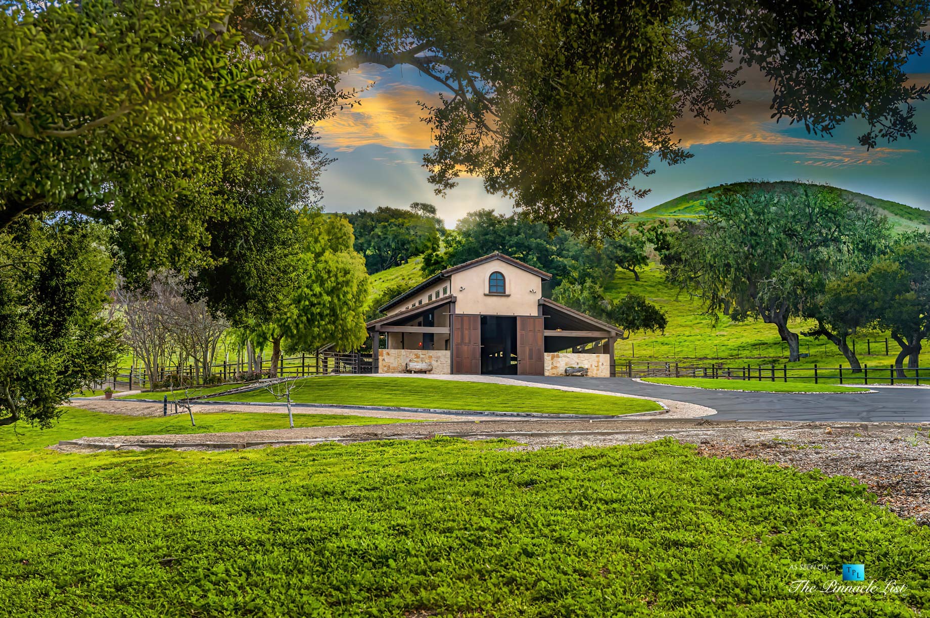 Spectacular 251 Acre Twin Oak Ranch – 2667 Via De Los Ranchos, Los Olivos, CA, USA – Horseman’s Barn