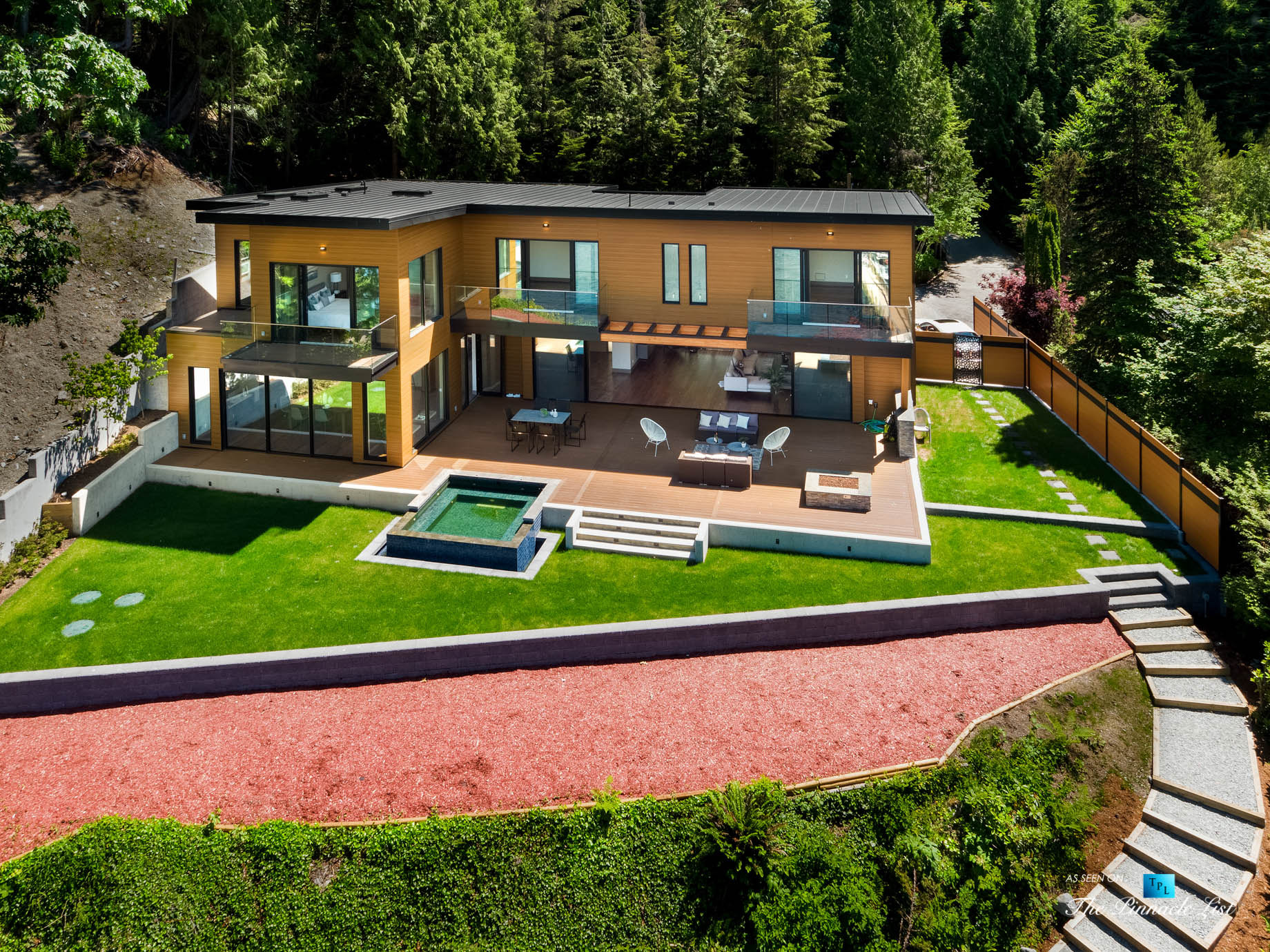 3350 Watson Rd, Belcarra, BC, Canada - Vancouver Luxury Real Estate - Modern Indoor Ourdoor Living Oceanfront Home