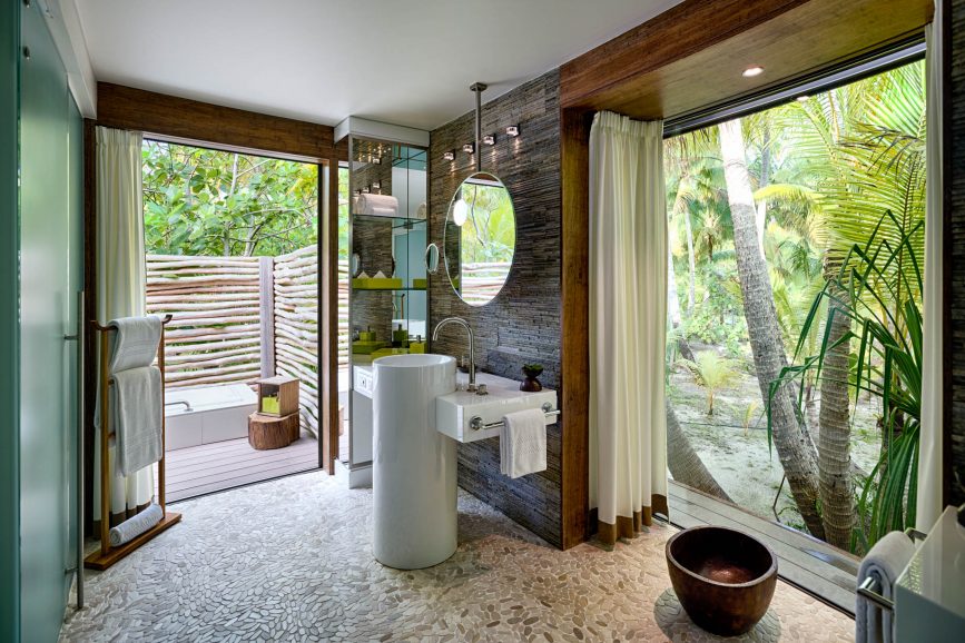The Brando Luxury Resort - Tetiaroa Private Island, French Polynesia - 1 Bedroom Beachfront Villa Bathroom