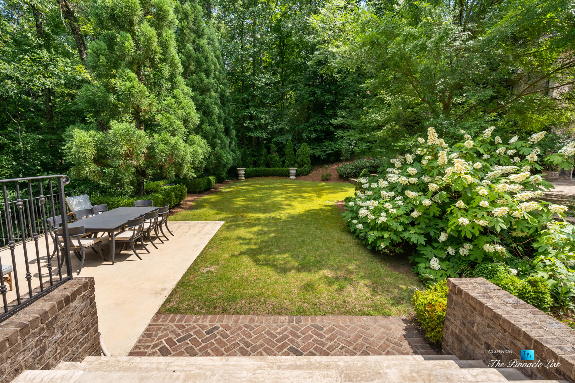 5705 Winterthur Ln, Sandy Springs, GA, USA - Atlanta Luxury Real Estate - Winterthur Estates Home - Backyard Steps