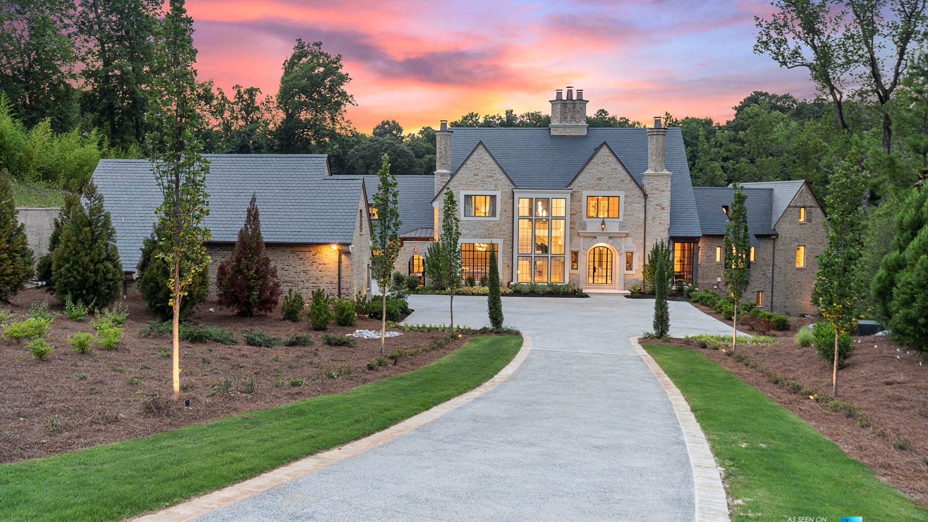 4725 Northside Dr, Sandy Springs, GA, USA 🇺🇸 – SOLD – $9,350,000 – Debra Johnston