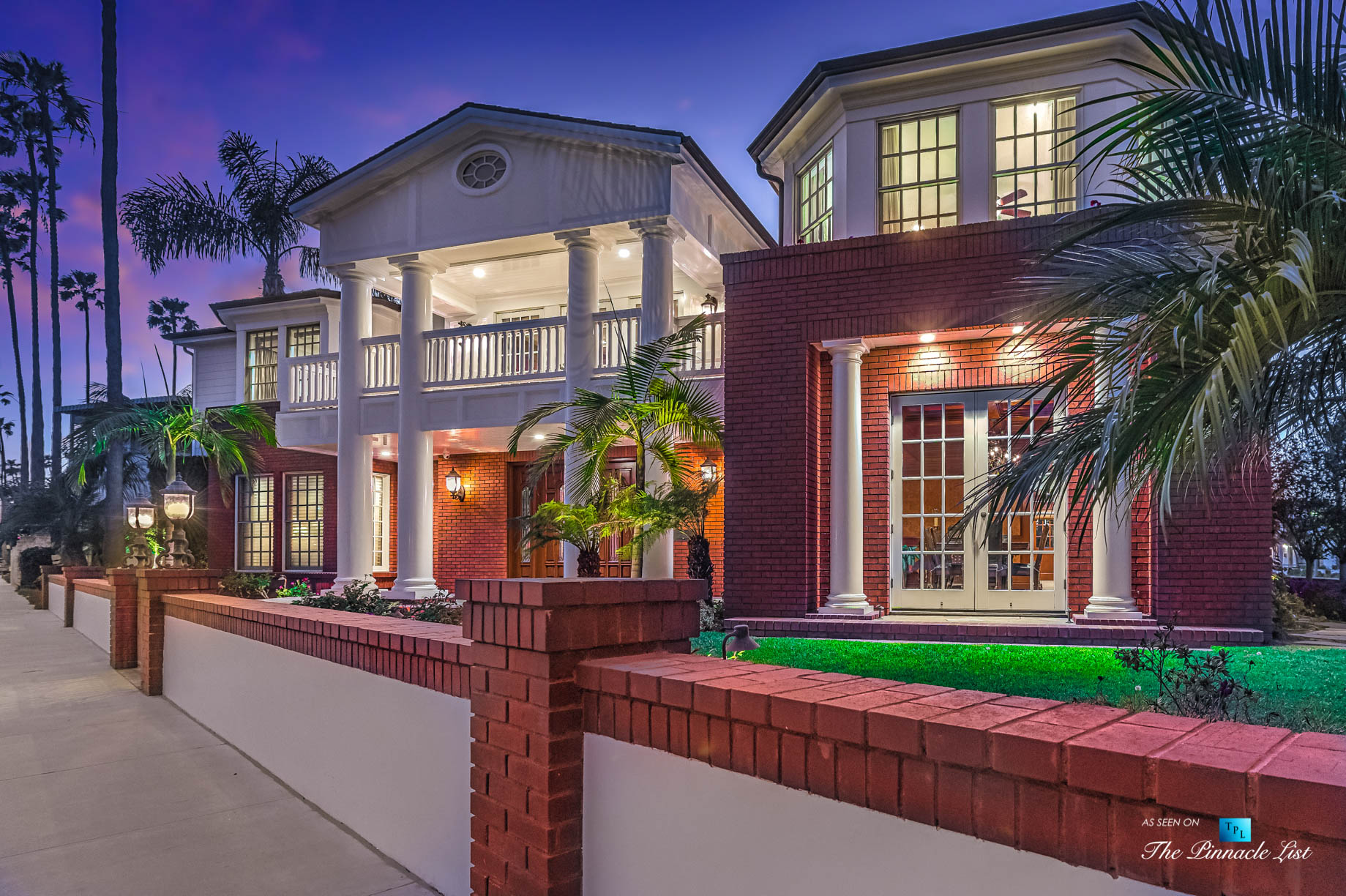 93 Giralda Walk, Long Beach, CA, USA – Naples Island – Luxury Real Estate