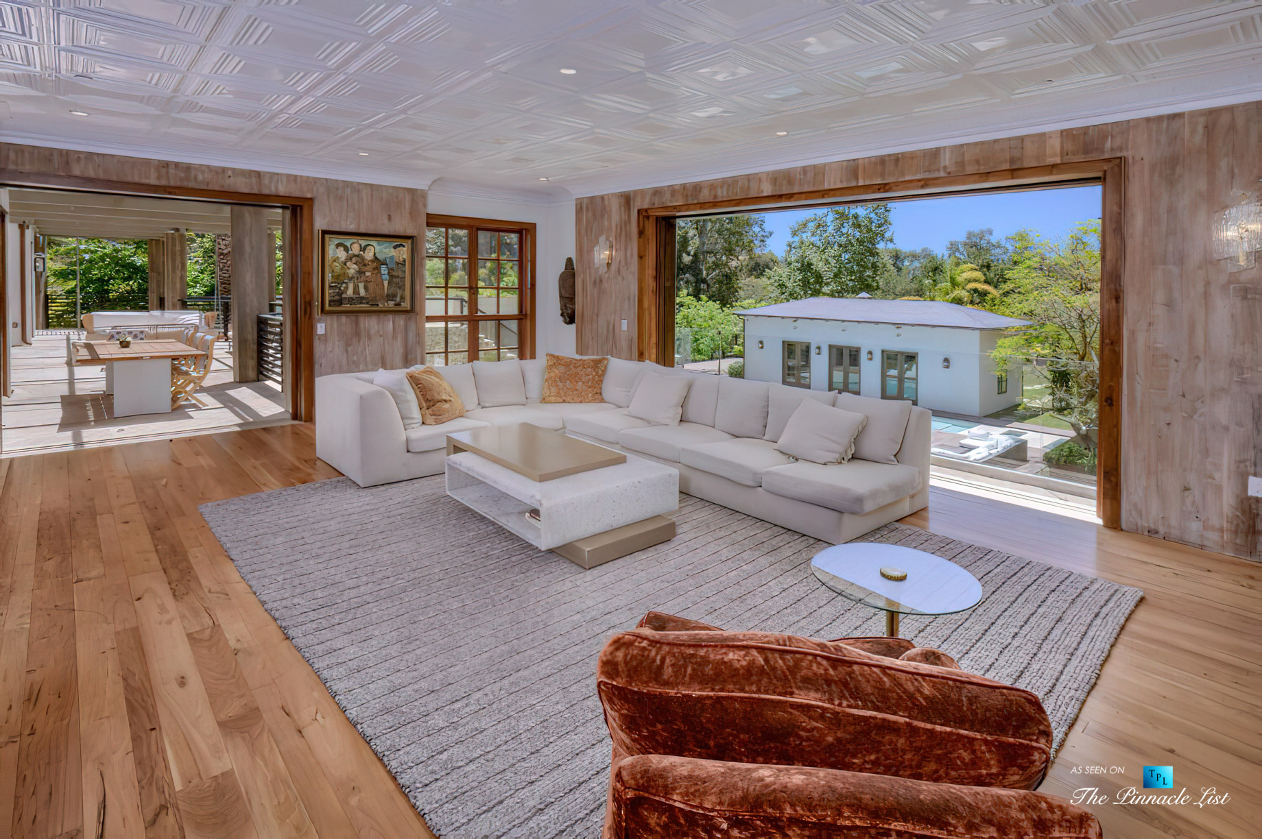 1105 Rivas Canyon Rd, Pacific Palisades, CA, USA - Luxury Real Estate - Living Room