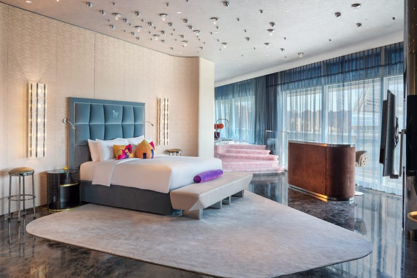 W Xi'an Luxury Hotel - Xi'an, Shaanxi Province, China - E WOW King Suite Bedroom
