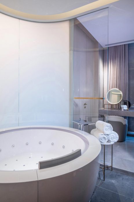 W Chengdu Luxury Hotel - Chengdu, China - EWOW Suite Bathroom