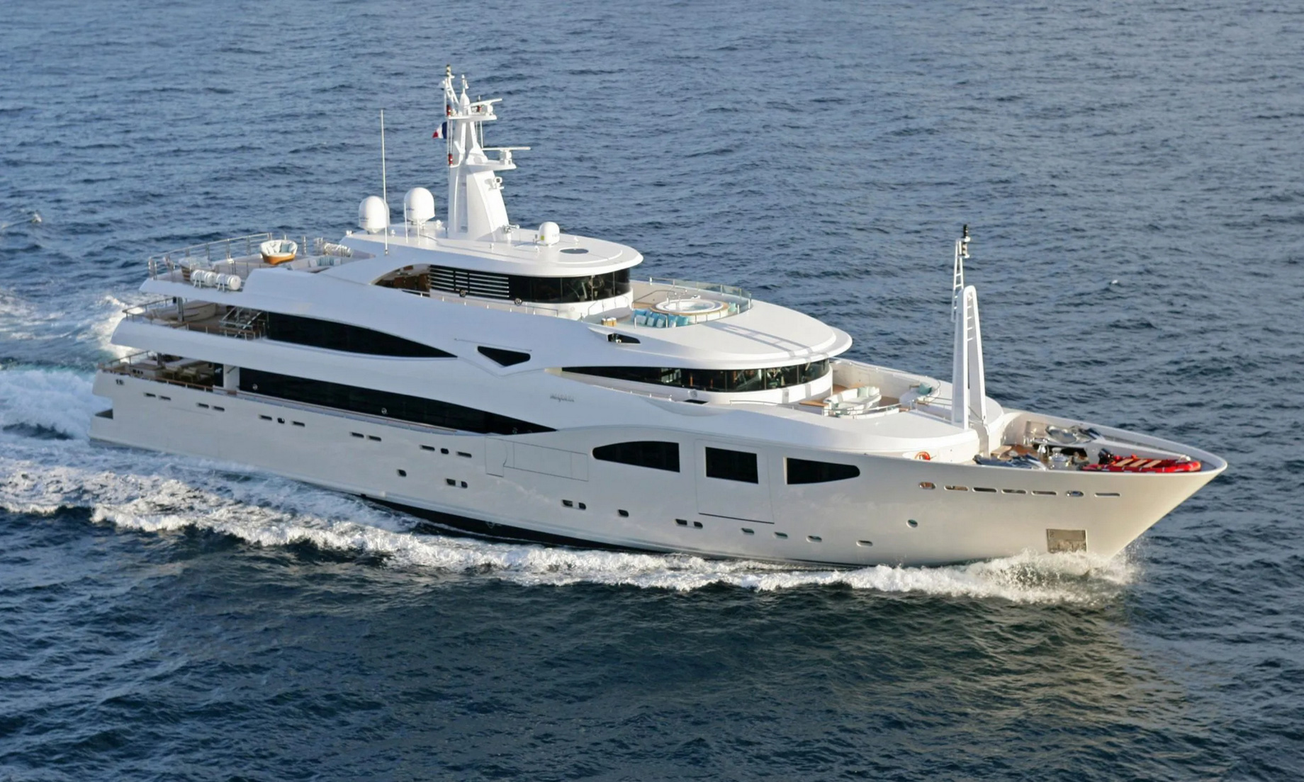 Discover Six of the Best Luxury Yachts for Sale - MY MARAYA - Running