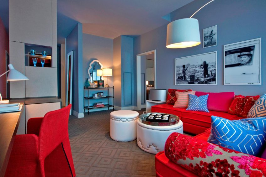 W Austin Luxury Hotel - Austin, TX, USA - Fantastic Suite Living Room