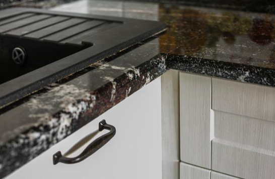 Quartz Kitchen Countertop