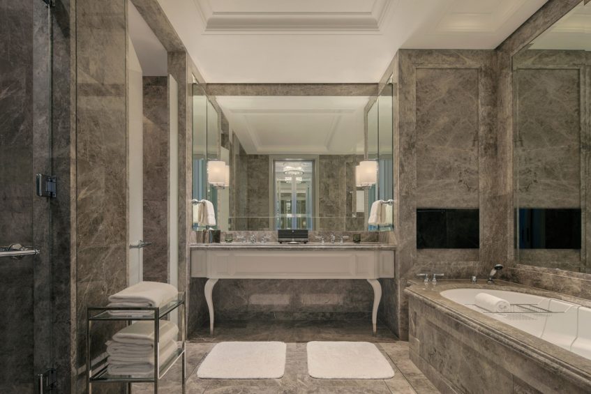 The St. Regis Kuala Lumpur Luxury Hotel - Kuala Lumpur, Malaysia - Deluxe Guest Bathroom