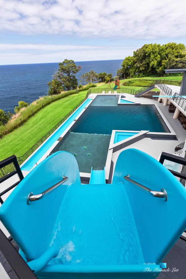 Waterfalling Estate - 32-1056 Old Mamalahoa Hwy, Ninole, HI, USA