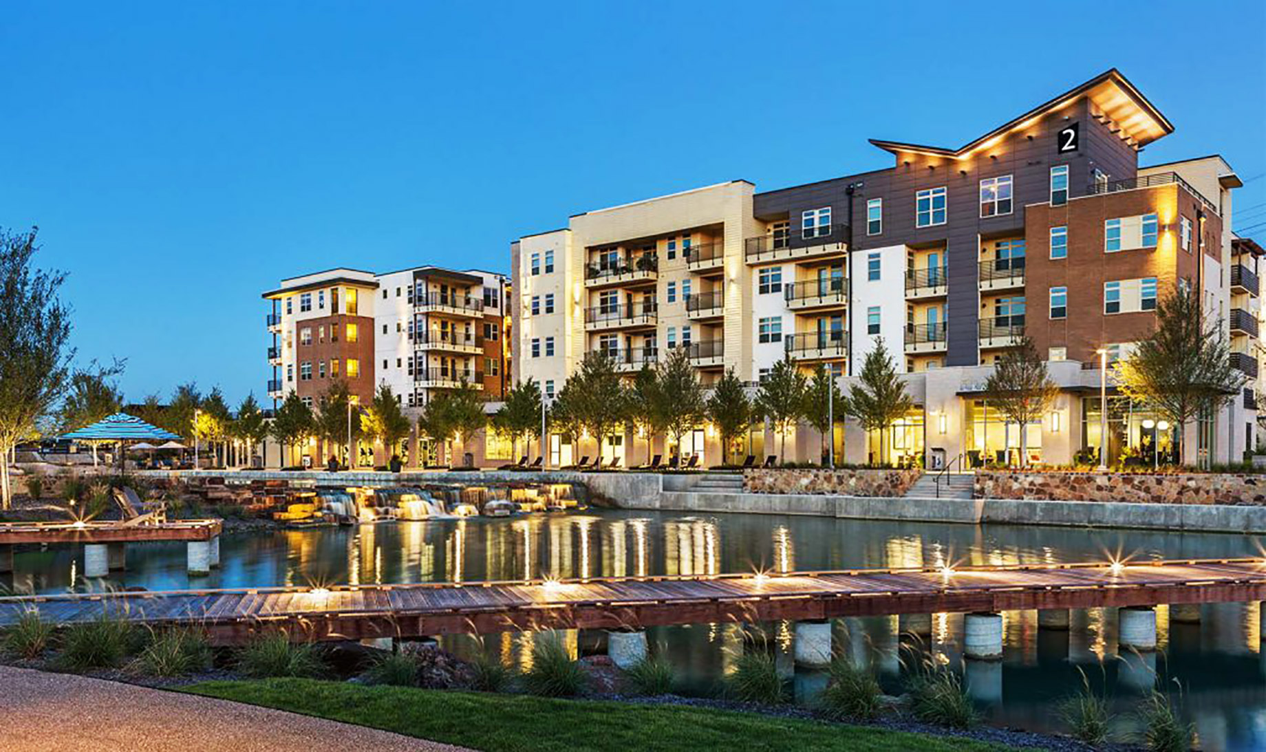 Luxury Condos - Lewisville, Texas