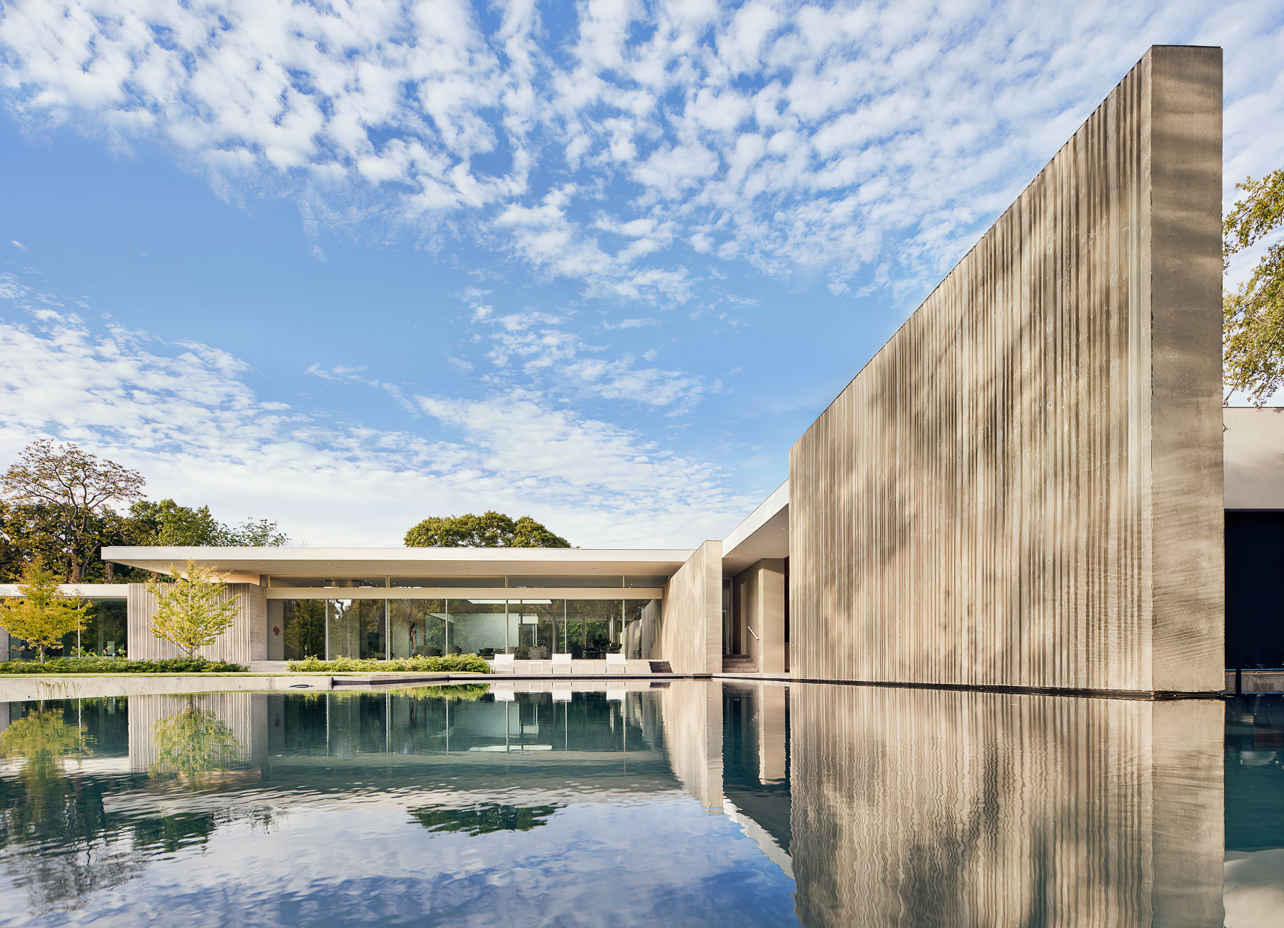 Preston Hollow Brutalist Architecture Residence – Dallas, TX, USA