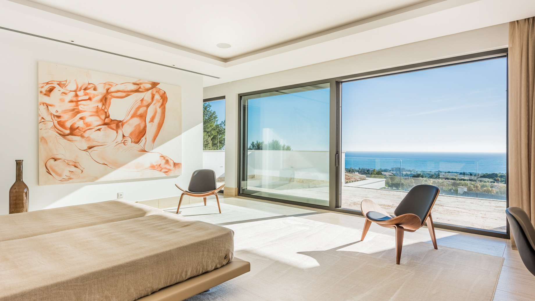009 – Villa Camojan Luxury Residence – Cascada de Camojan, Marbella, Spain – Bedroom View