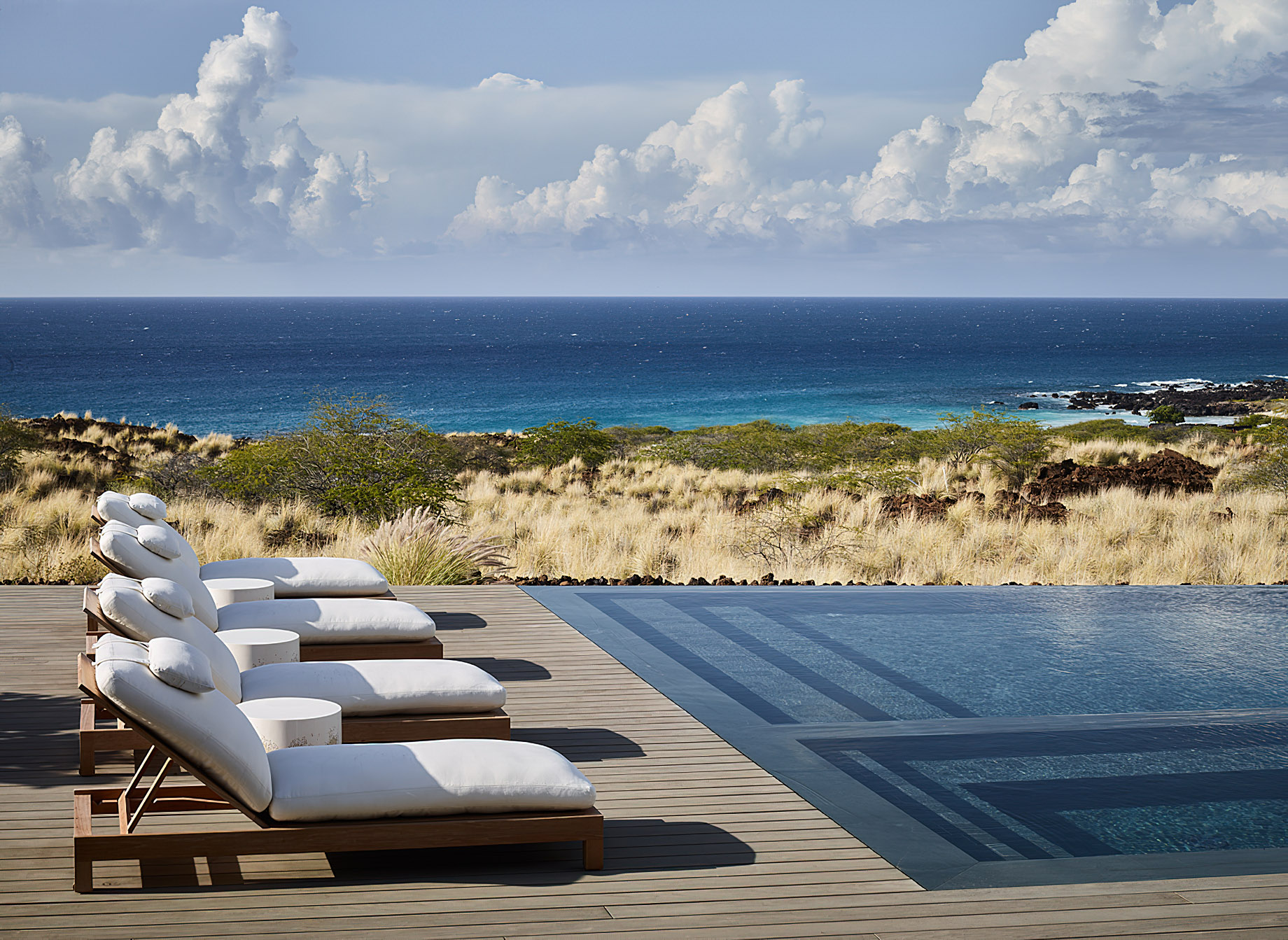 Kua Bay Luxury Residence – Kona Coast, Hawaii, USA – Pool Deck Ocean View