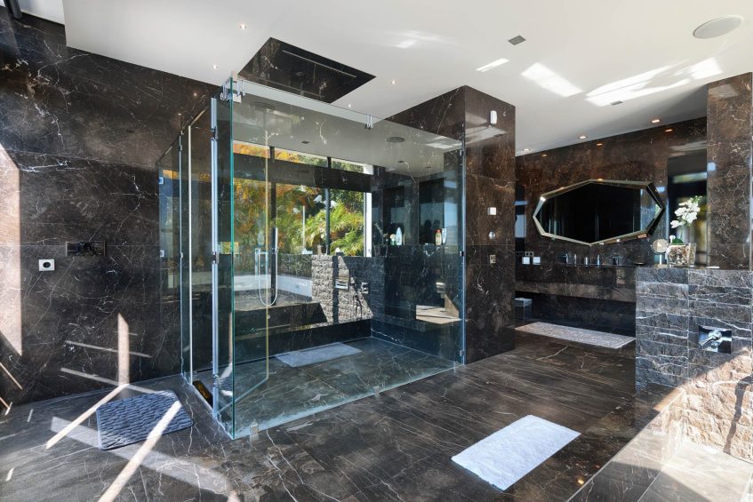028 - Villa Beata Luxury Residence - Cascada de Camojan, Marbella, Spain - Bathroom