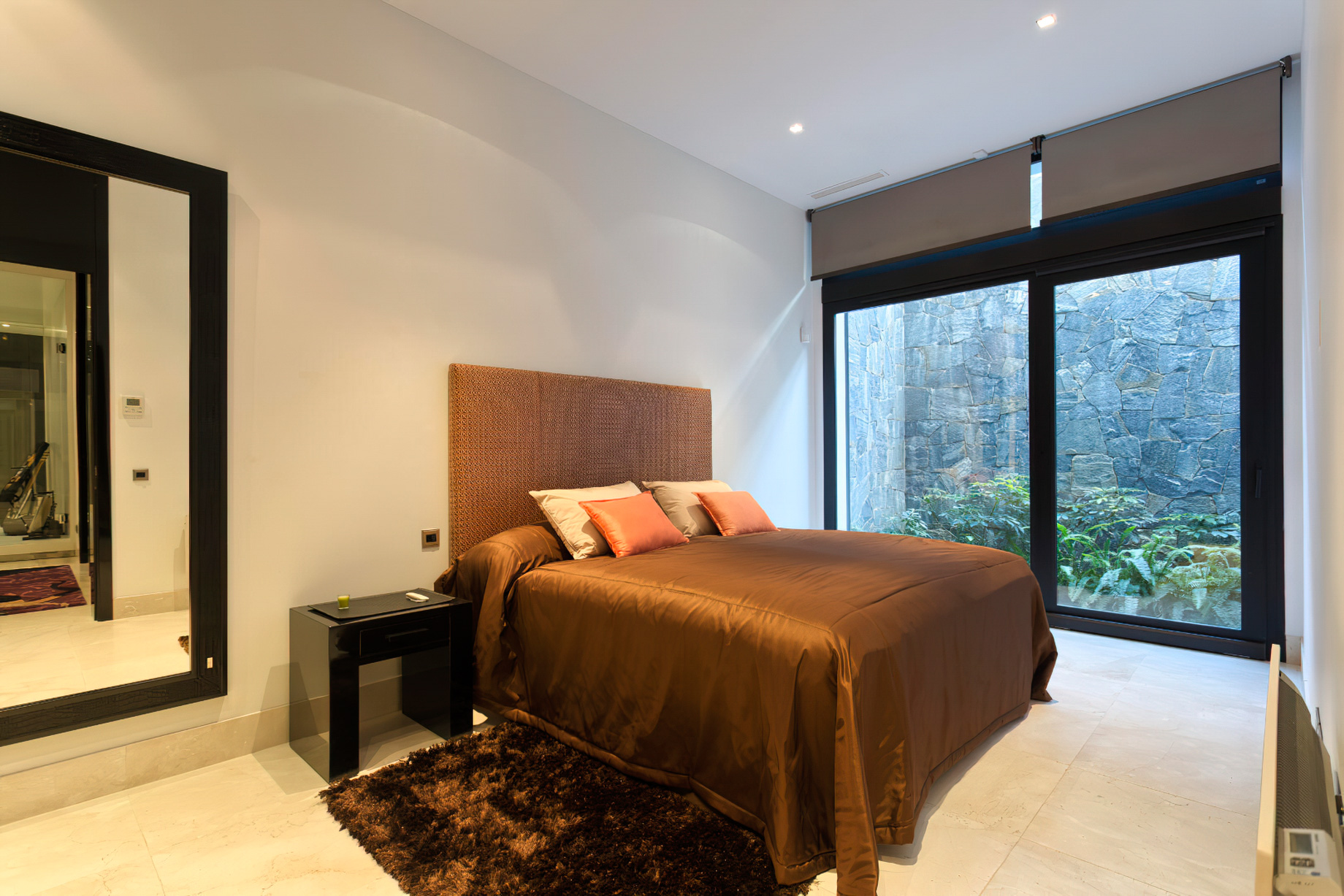 034 – Villa Beata Luxury Residence – Cascada de Camojan, Marbella, Spain – Bedroom