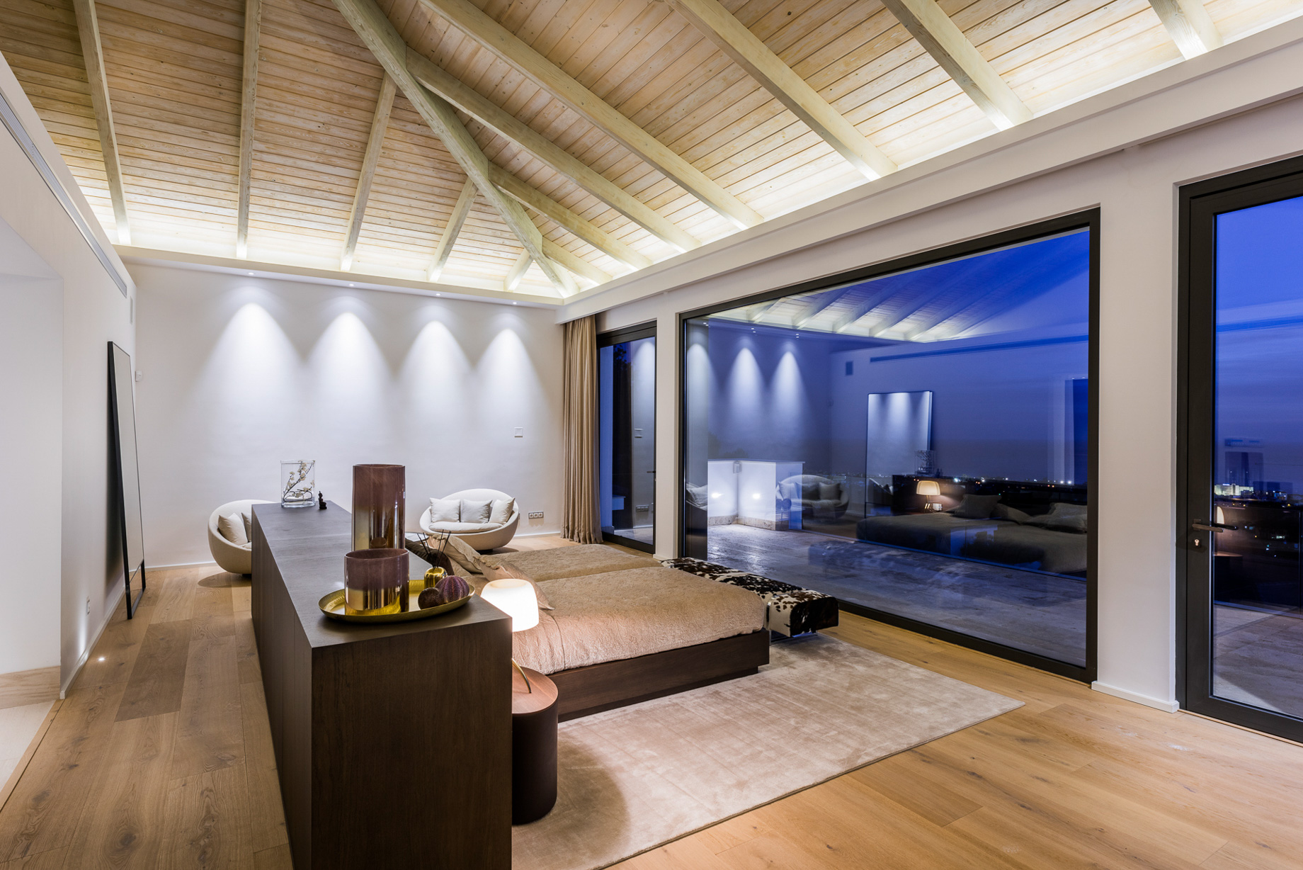 047 – Villa Camojan Luxury Residence – Cascada de Camojan, Marbella, Spain – Bedroom