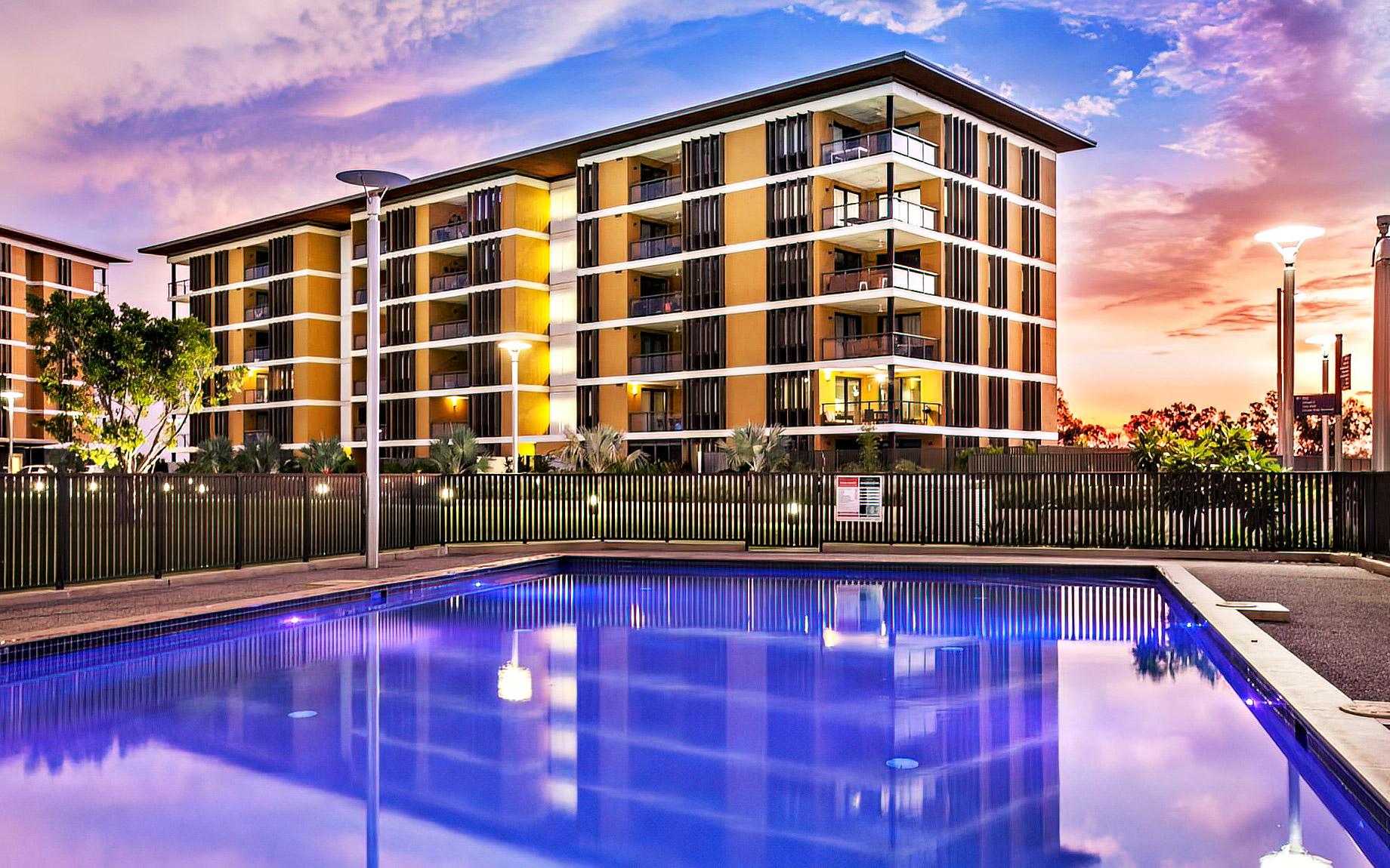 Darwin Waterfront Luxury Suites - Darwin, Northern Territory, Australia - Outdoor Pool