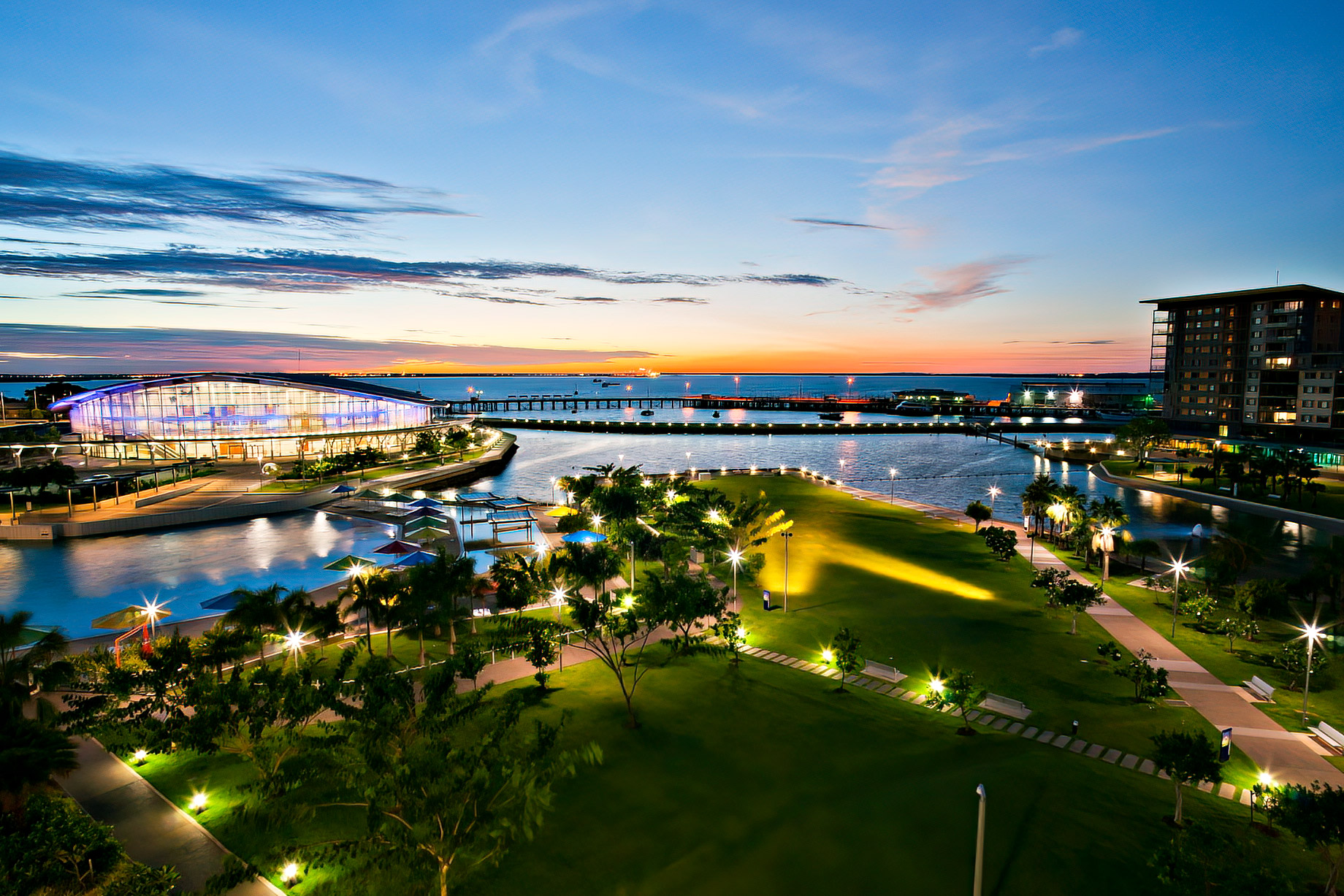 Darwin Waterfront Luxury Suites - Darwin, Northern Territory, Australia - Marina Ocean View and Park