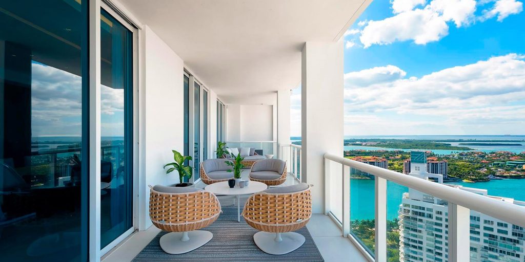Balcony Continuum Luxury Condos South Beach, Miami, Florida The