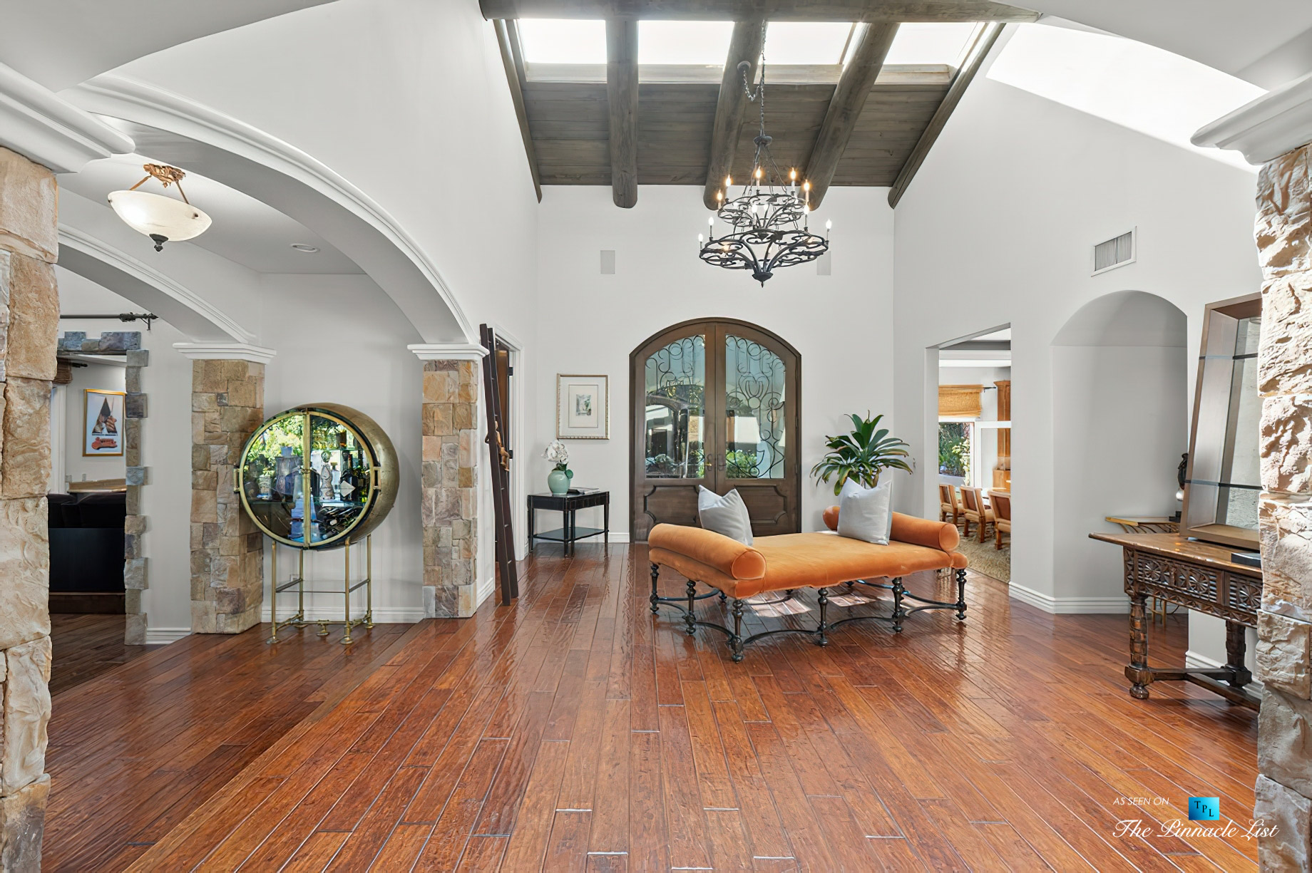 17647 Belinda St, Encino, CA, USA - Luxury Real Estate