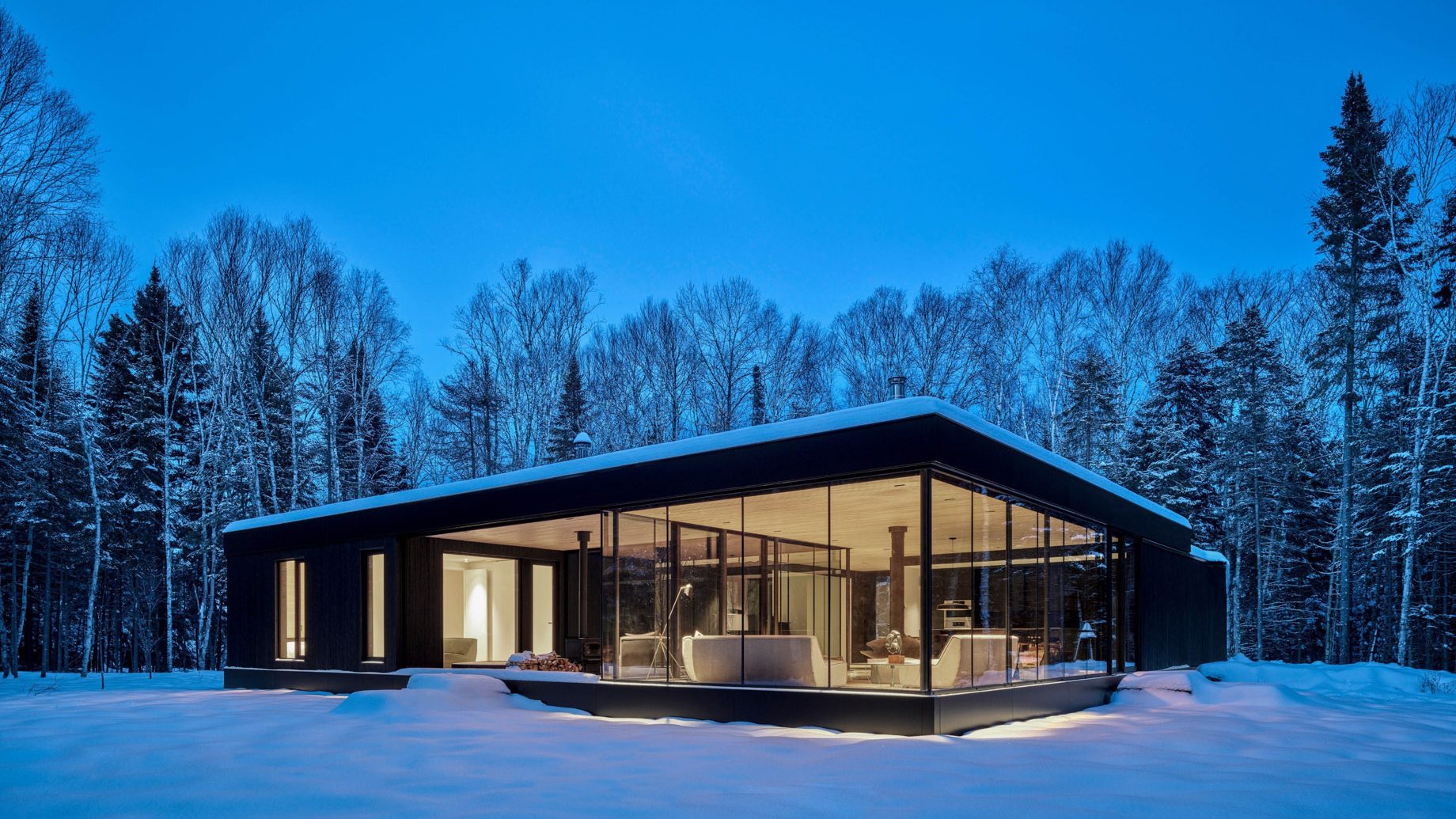 The Apple Tree House – Saint-Donat-de-Montcalm, QC, Canada 🇨🇦