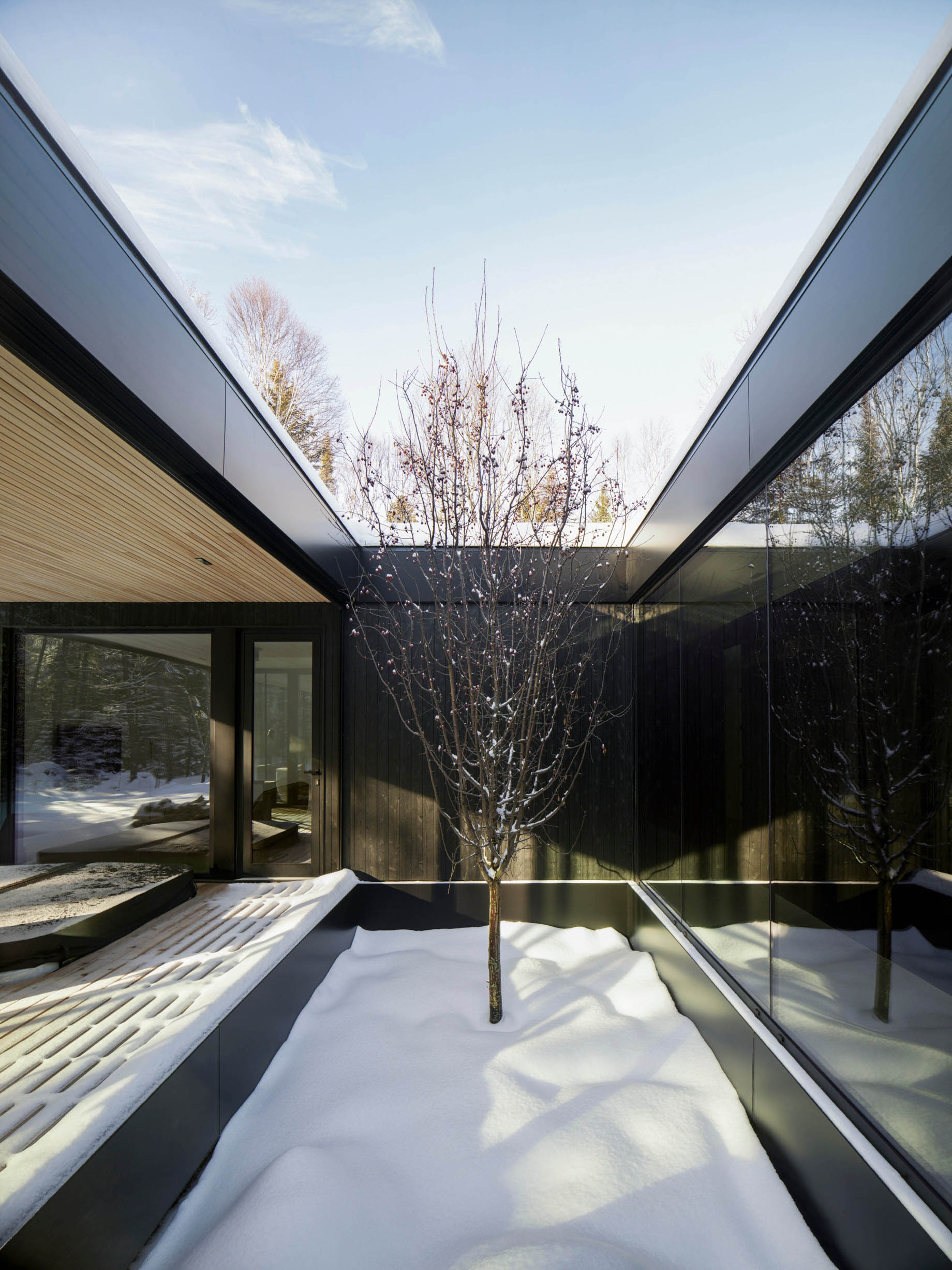 The Apple Tree House – Saint-Donat-de-Montcalm, QC, Canada