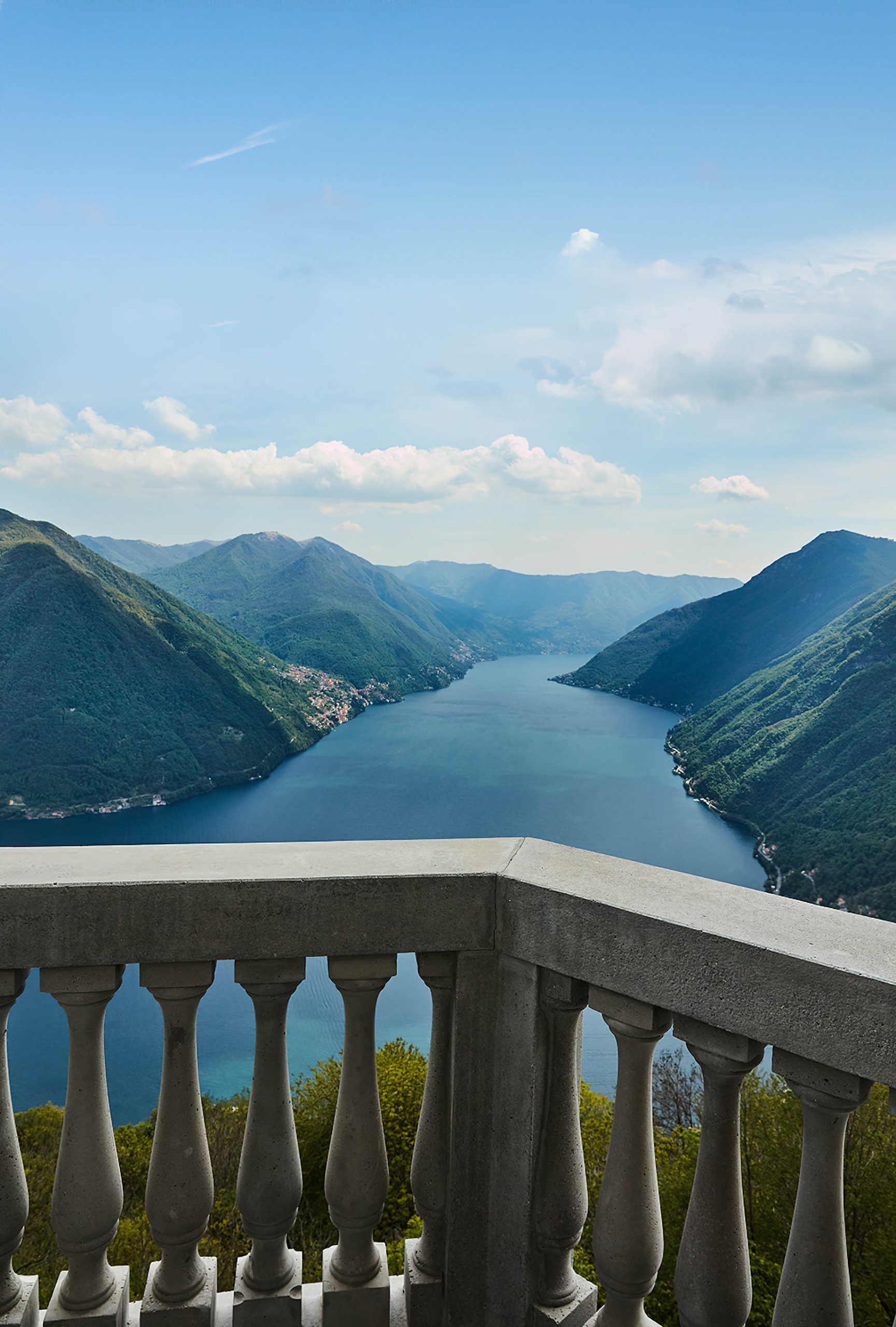 Villa Peduzzi Lake Como - Pigra, Italy