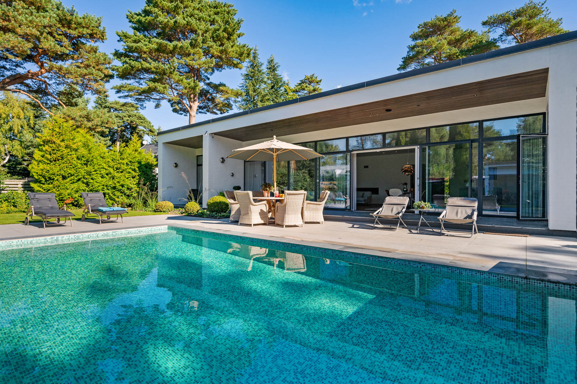 Ljungsätersvägen 11B Villa Ljunghusen – Hollviken, Sweden