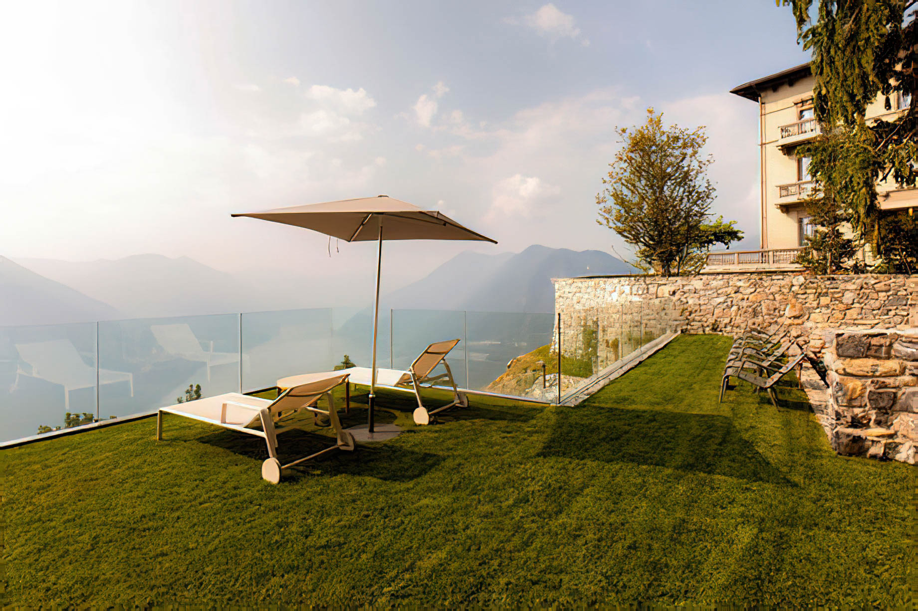 Villa Peduzzi Lake Como – Pigra, Italy