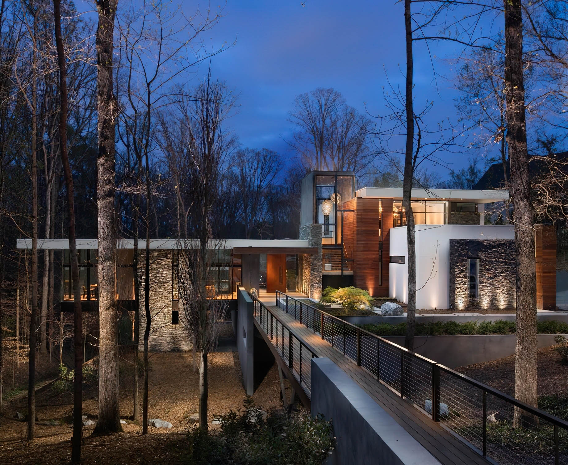 Highcourt Bridge House Residence - Atlanta, GA, USA - Modern Architectural Home