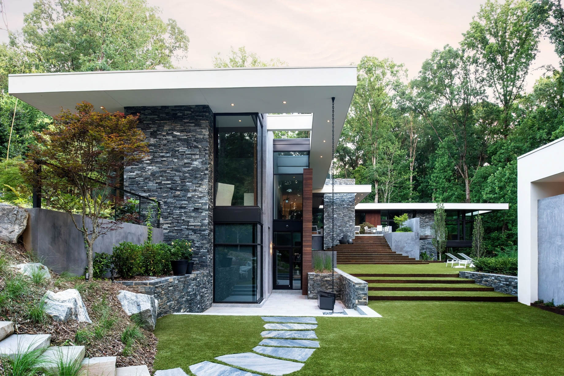 042 – Highcourt Bridge House Residence – Atlanta, GA, USA – Modern Architectural Home