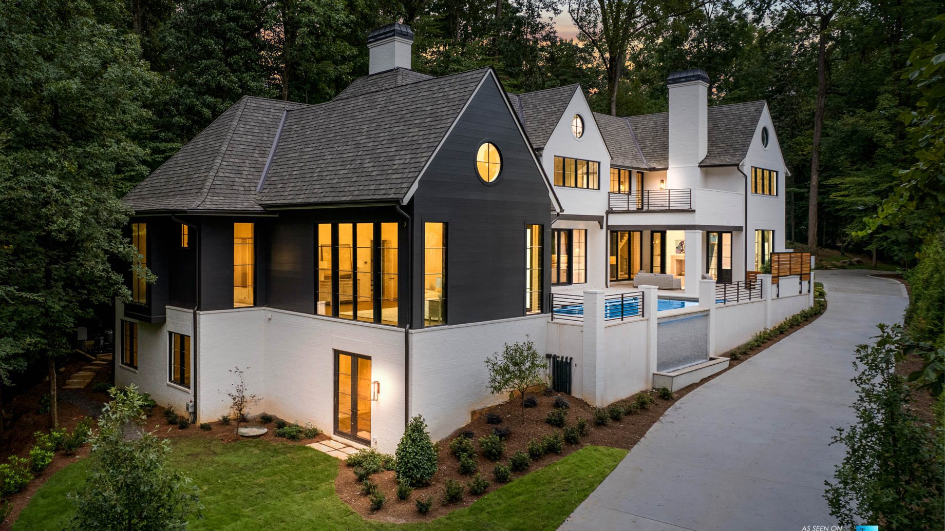 3910 Powers Ferry Rd NW, Atlanta, GA, USA 🇺🇸 – Debra Johnston
