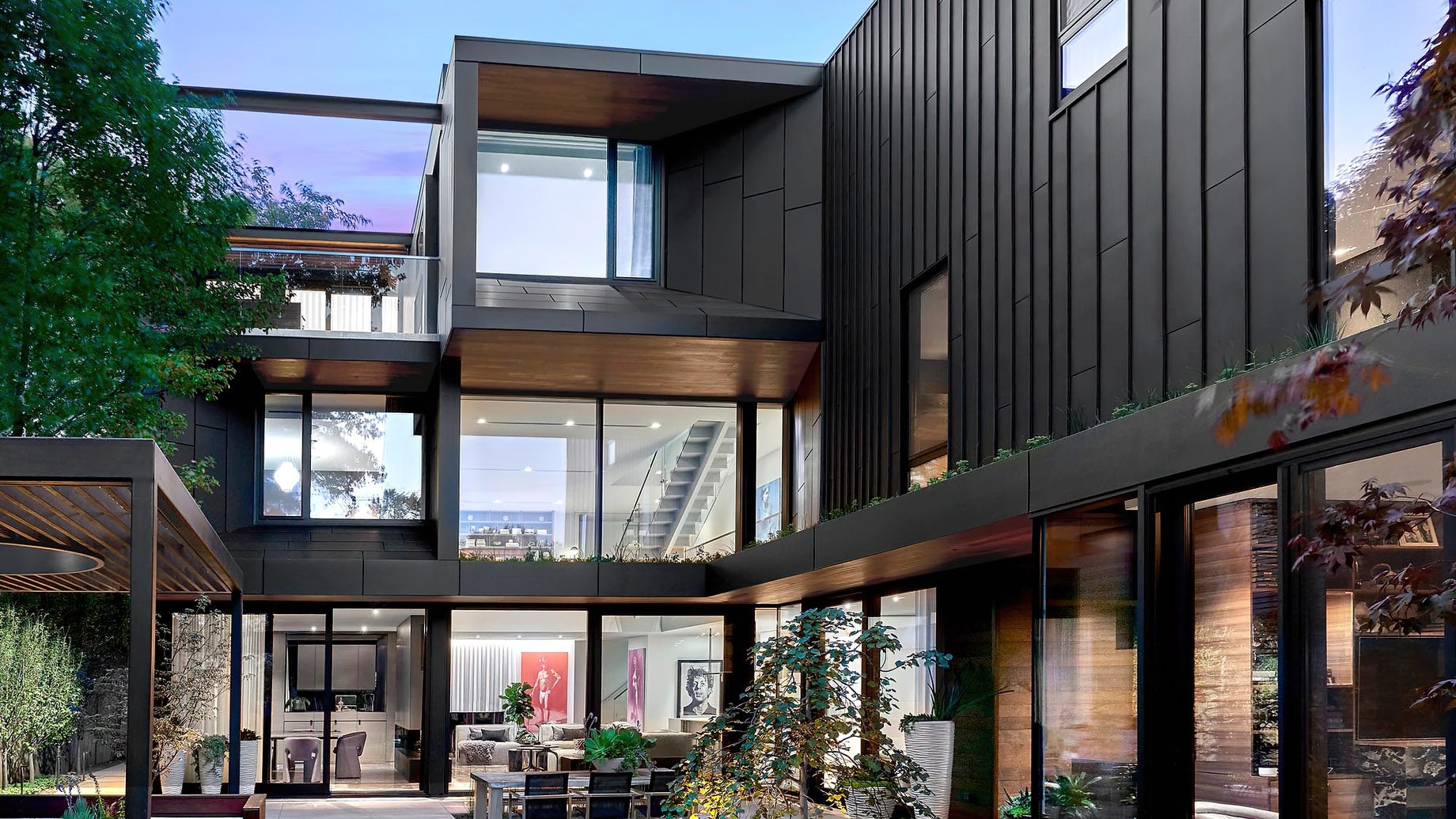 Zinc House Lakeview Residence – West Wellington Ave, Chicago, IL, USA 🇺🇸