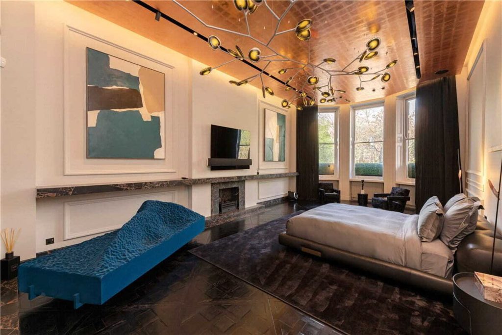 Cadogan Square, London, England, United Kingdom The Pinnacle List