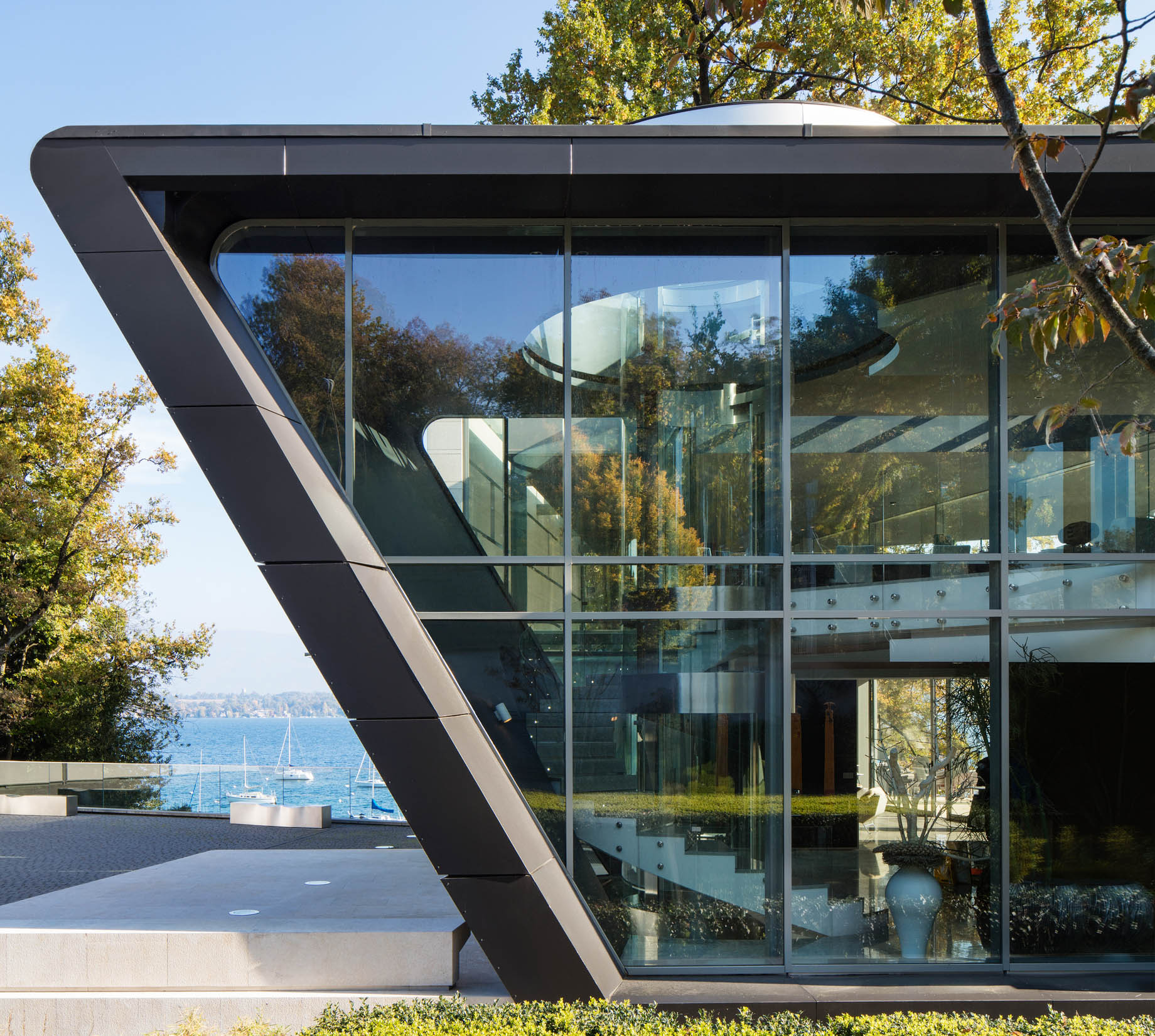 Lake Geneva SAOTA House - Genthod, Switzerland