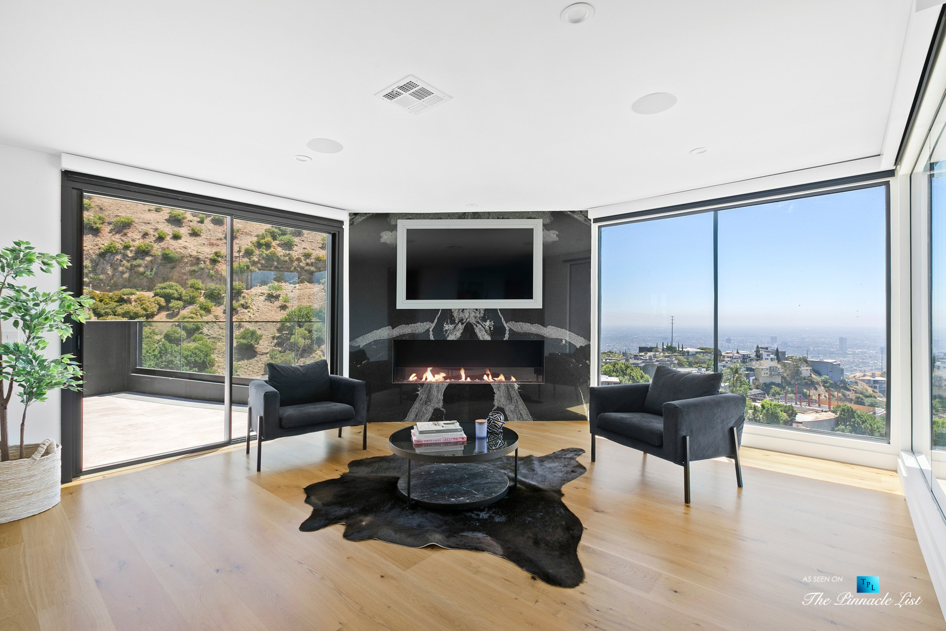 1924 Sunset Plaza Drive, Los Angeles, CA, USA - Sunset Strip Modern - Luxury Real Estate