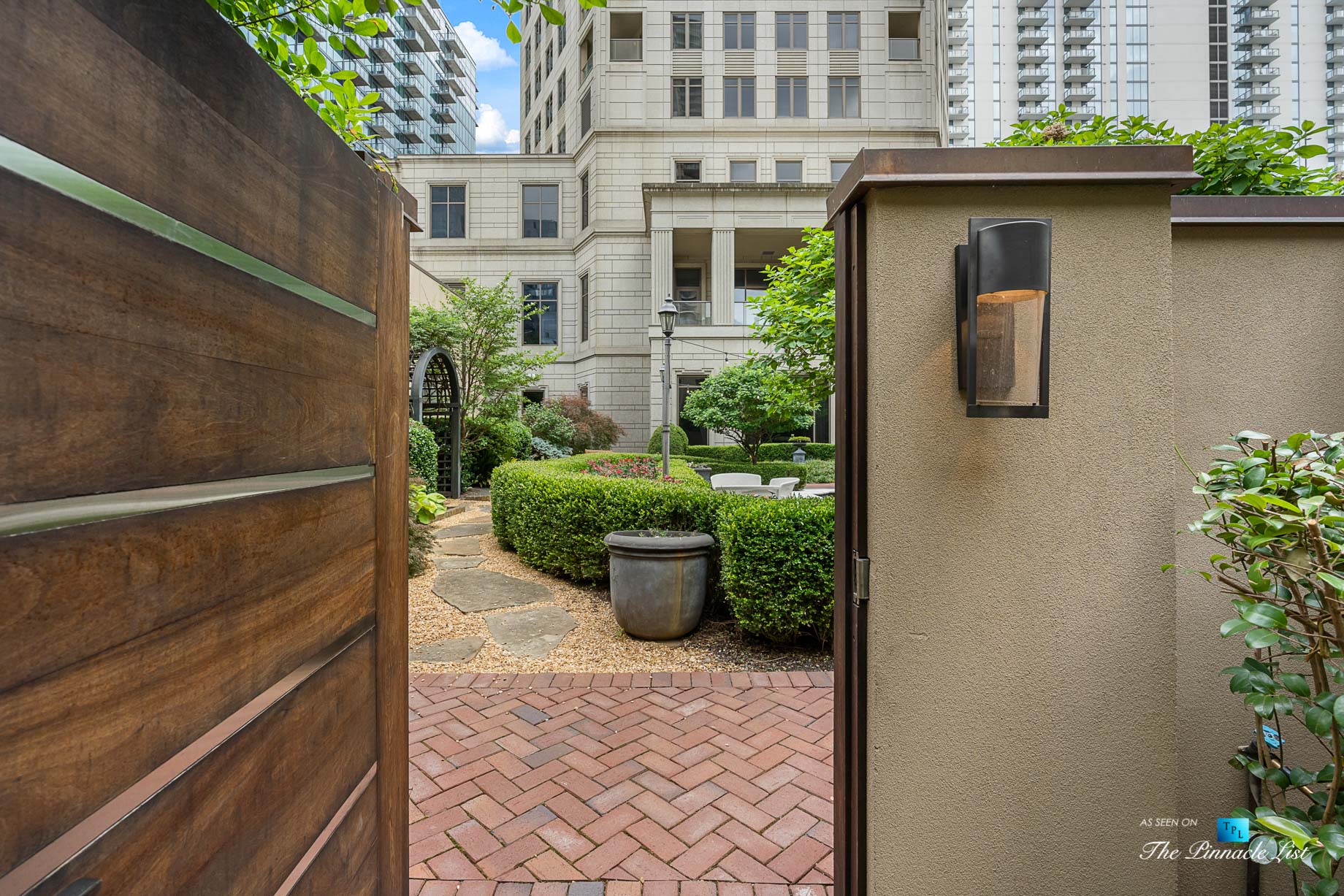 3376 Peachtree Rd NE Villa #3, Atlanta, GA, USA - WaldorfAstoria Residences - Atlanta - Buckhead - Luxury Real Estate