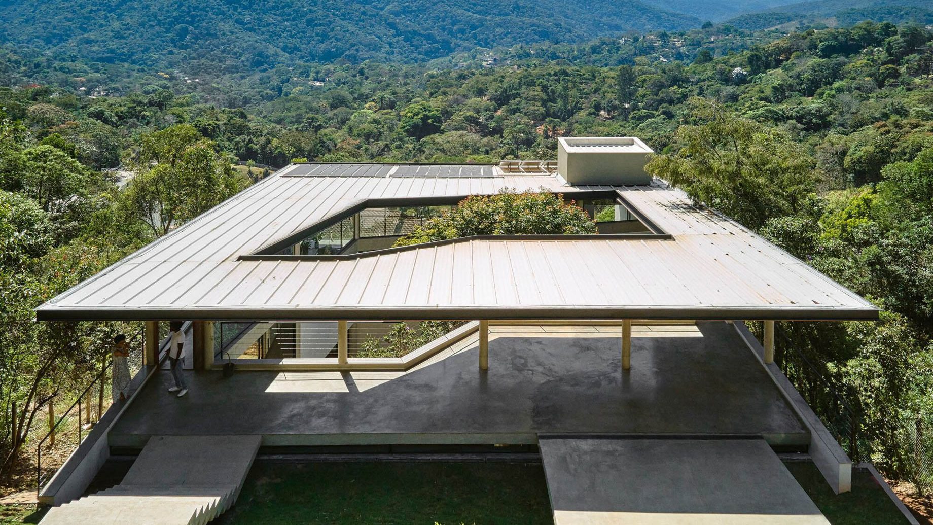 Bosque House in the Woods – Nova Lima, Brazil 🇧🇷