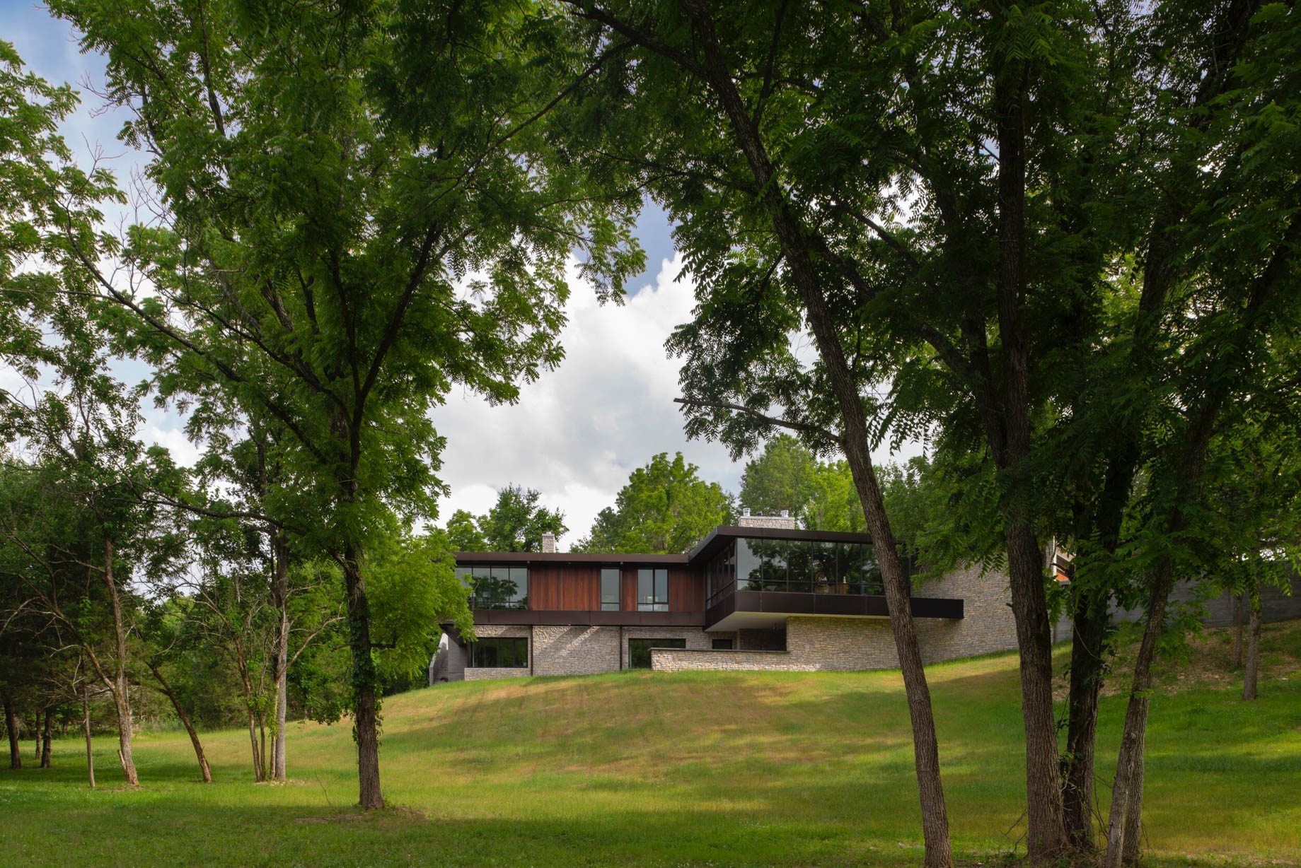 Shaw Hollow Ozark House - Rogersville, MO, USA