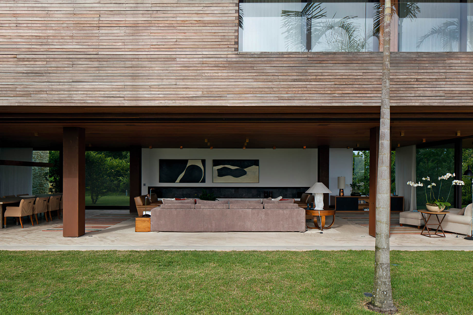 CT House Contemporary Residence – Bragança Paulista, Brazil