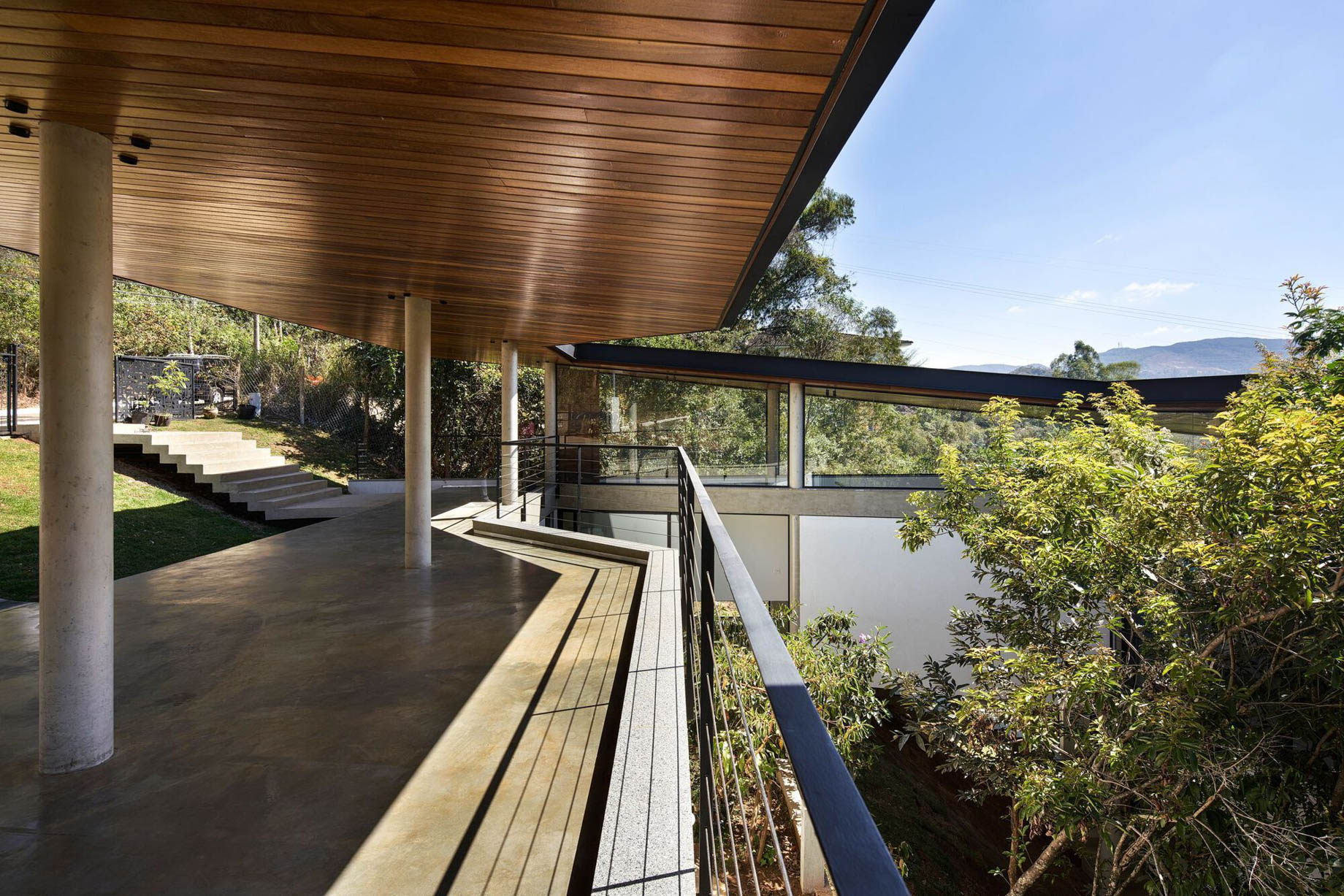 Bosque House in the Woods – Nova Lima, Brazil