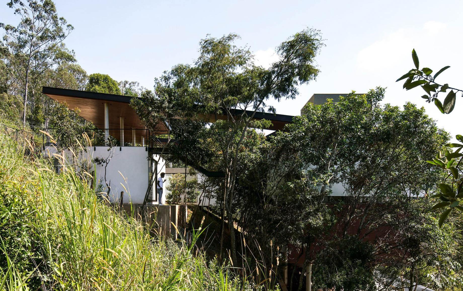 Bosque House in the Woods – Nova Lima, Brazil