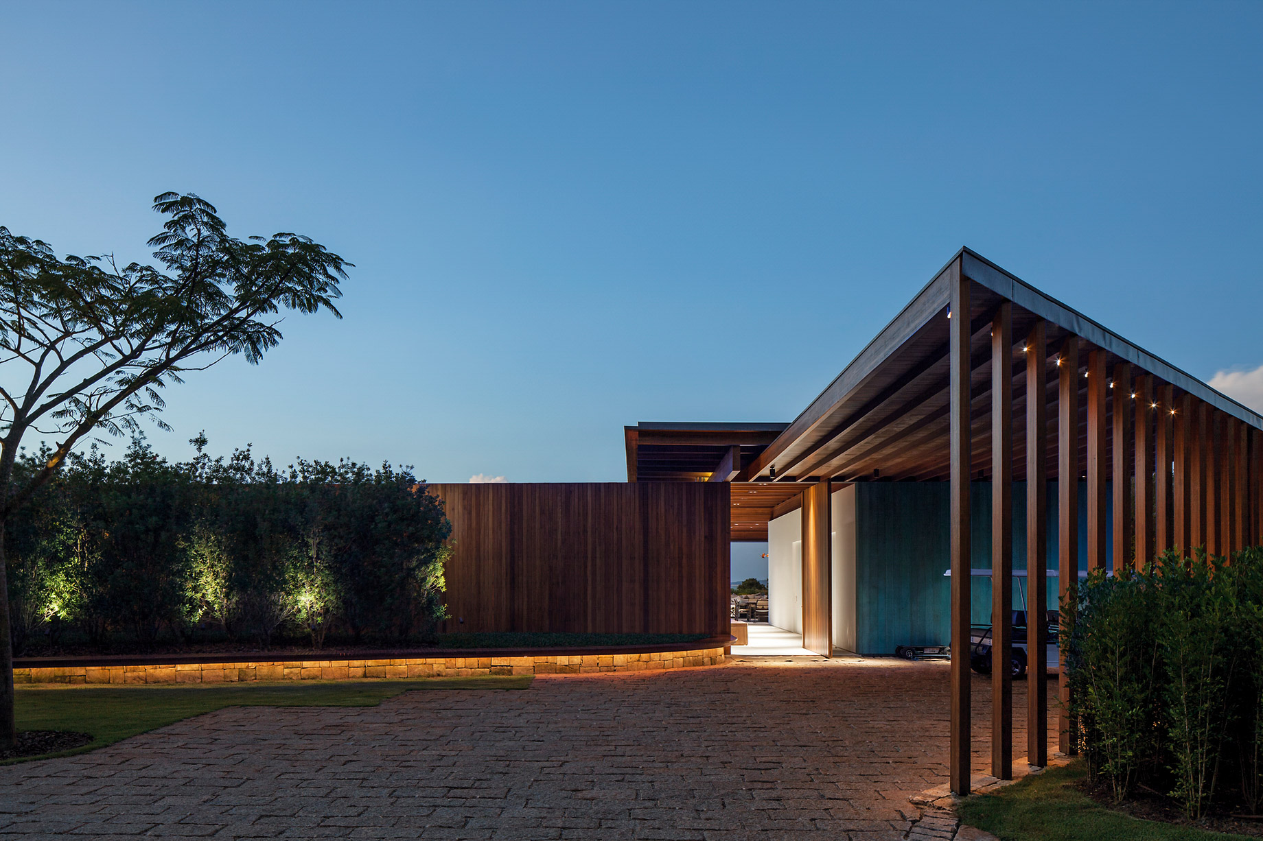 GCP House Contemporary Residence - Porto Feliz, Brazil