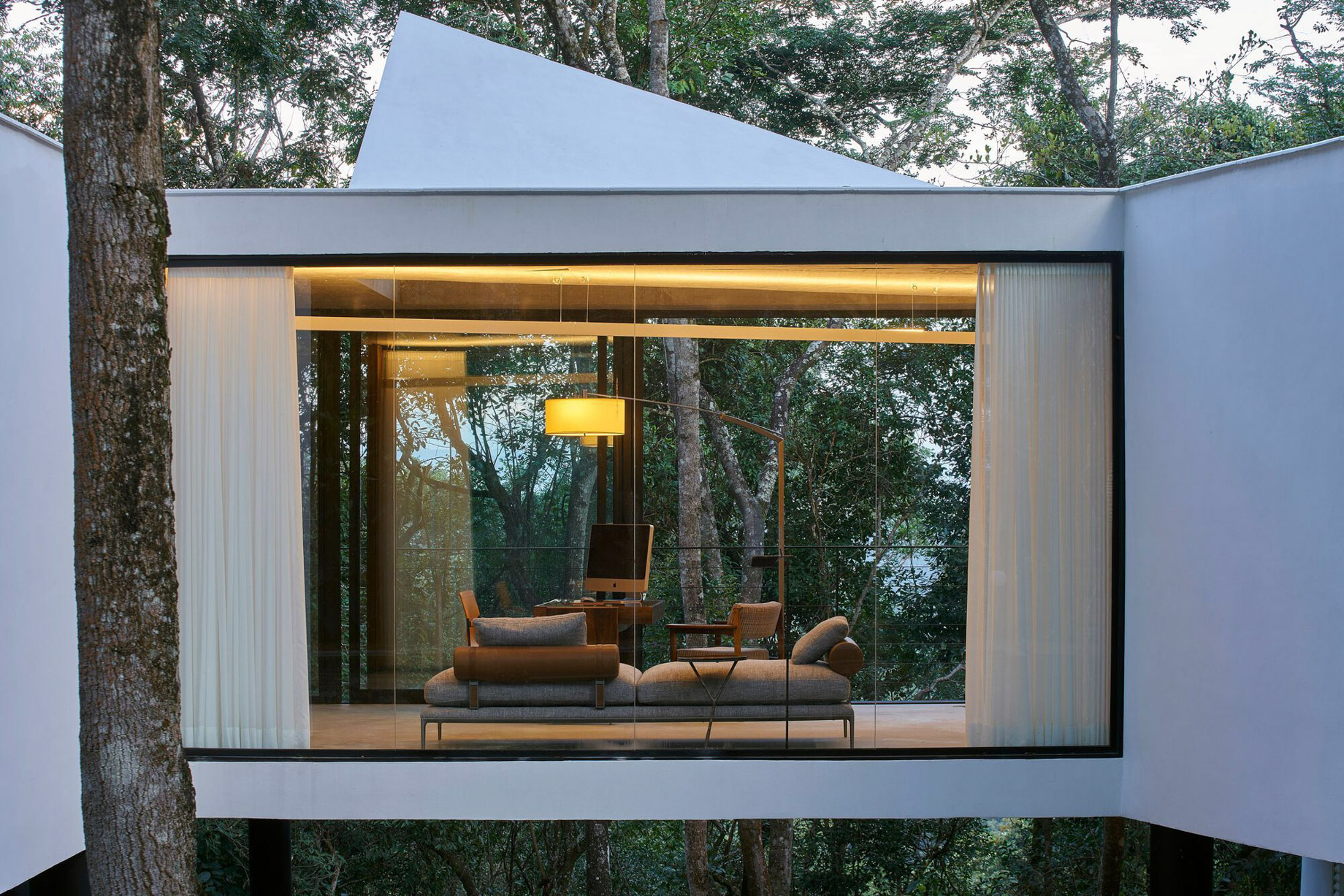 Acucena Treetop House - Nova Lima, Minas Gerais, Brazil