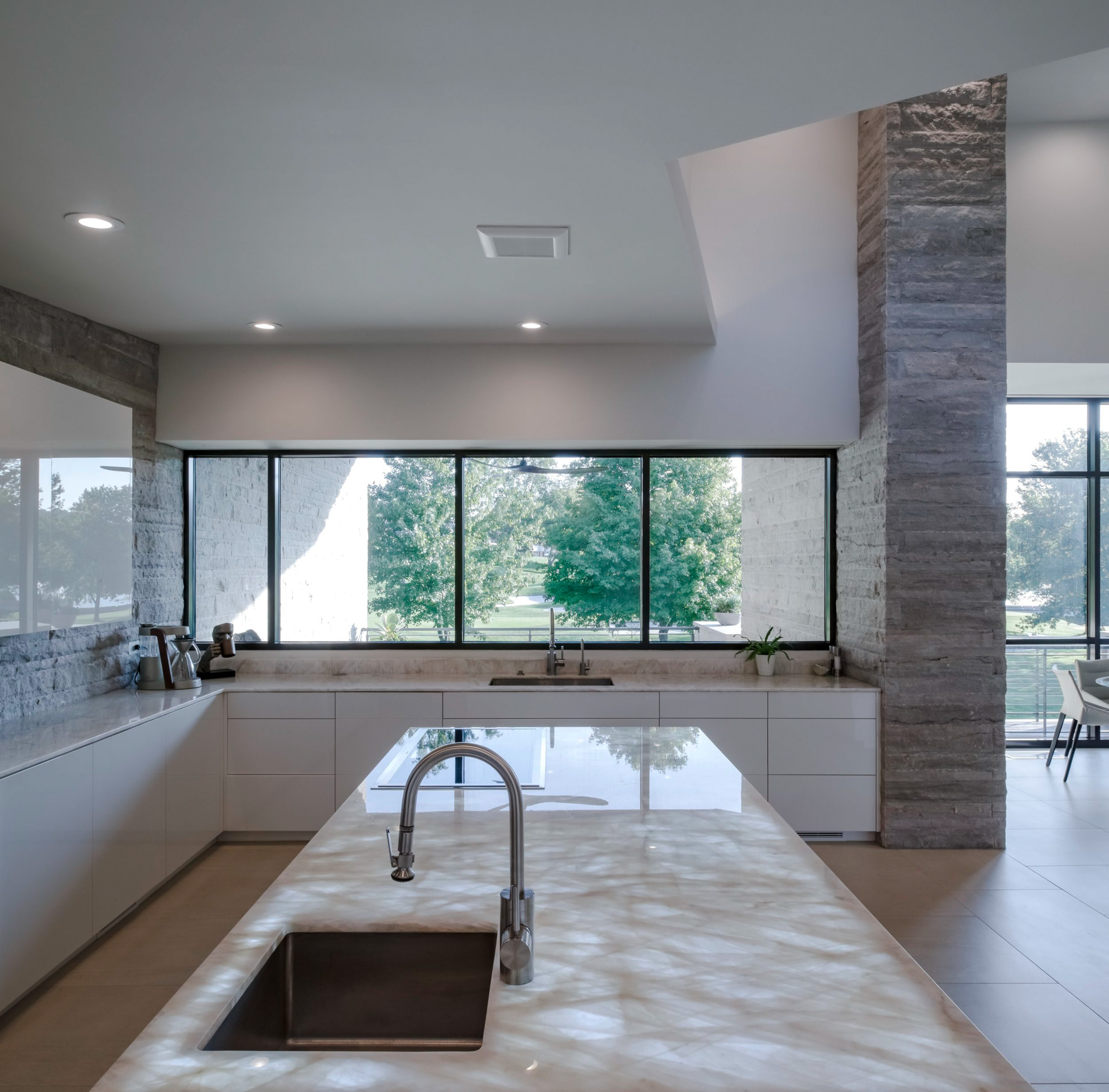 Glade Responsive Architecture Residence - Springfield, MO, USA