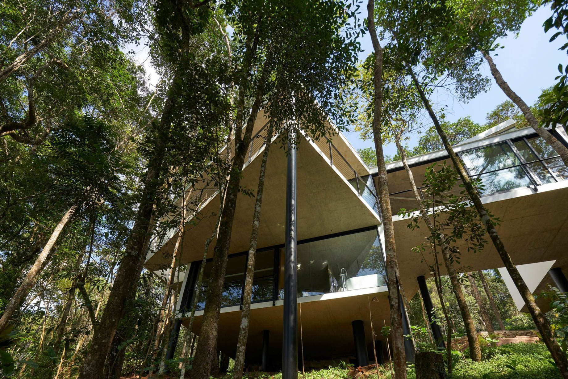 Acucena Treetop House - Nova Lima, Minas Gerais, Brazil