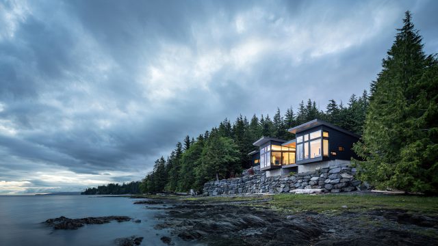 Tongass Ledge Modern Oceanfront House - Ketchikan, AK, USA