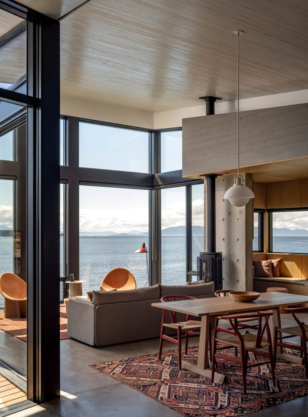 Tongass Ledge Modern Oceanfront House - Ketchikan, AK, USA